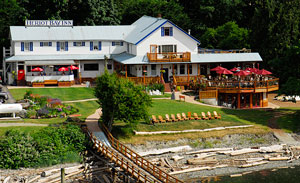 Heriot Bay Inn & Marina, Quadra Island