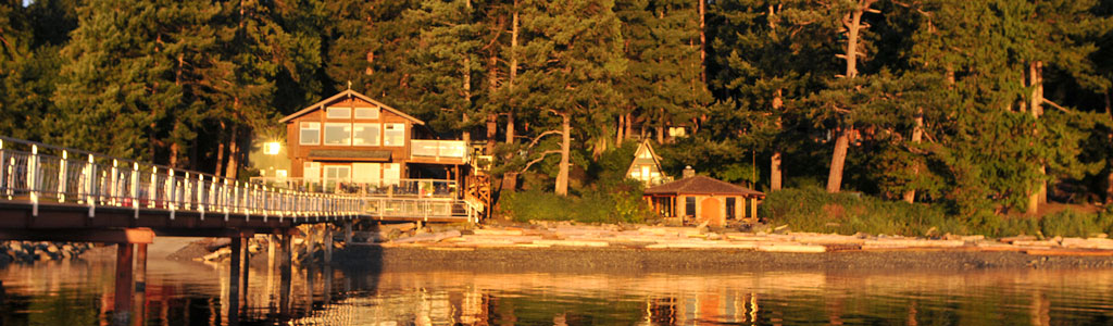 Cosy accommodation on Quadra Island, BC